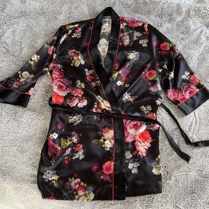 FLOWER 🌺 BATHROBE XL